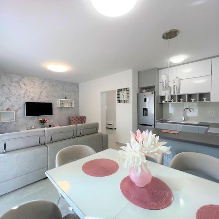 Apartment מאקרסקה מראה חיצוני תמונה