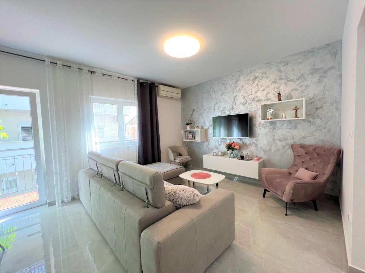 Apartment מאקרסקה מראה חיצוני תמונה